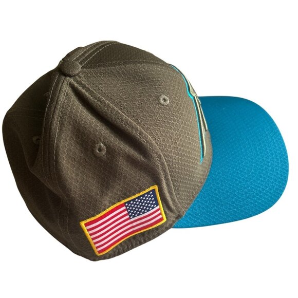 Carolina Panthers New Era 39Thirty NFL Salute To Service Stretch Fit Cap Med/Lrg - Picture 3 of 8
